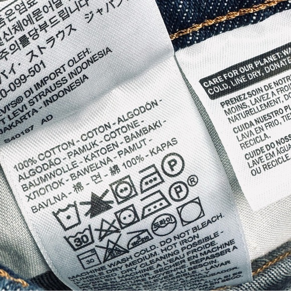 NWT Levi’s High Rise Deconstructed Mini Jean Skirt - Picture 9 of 11